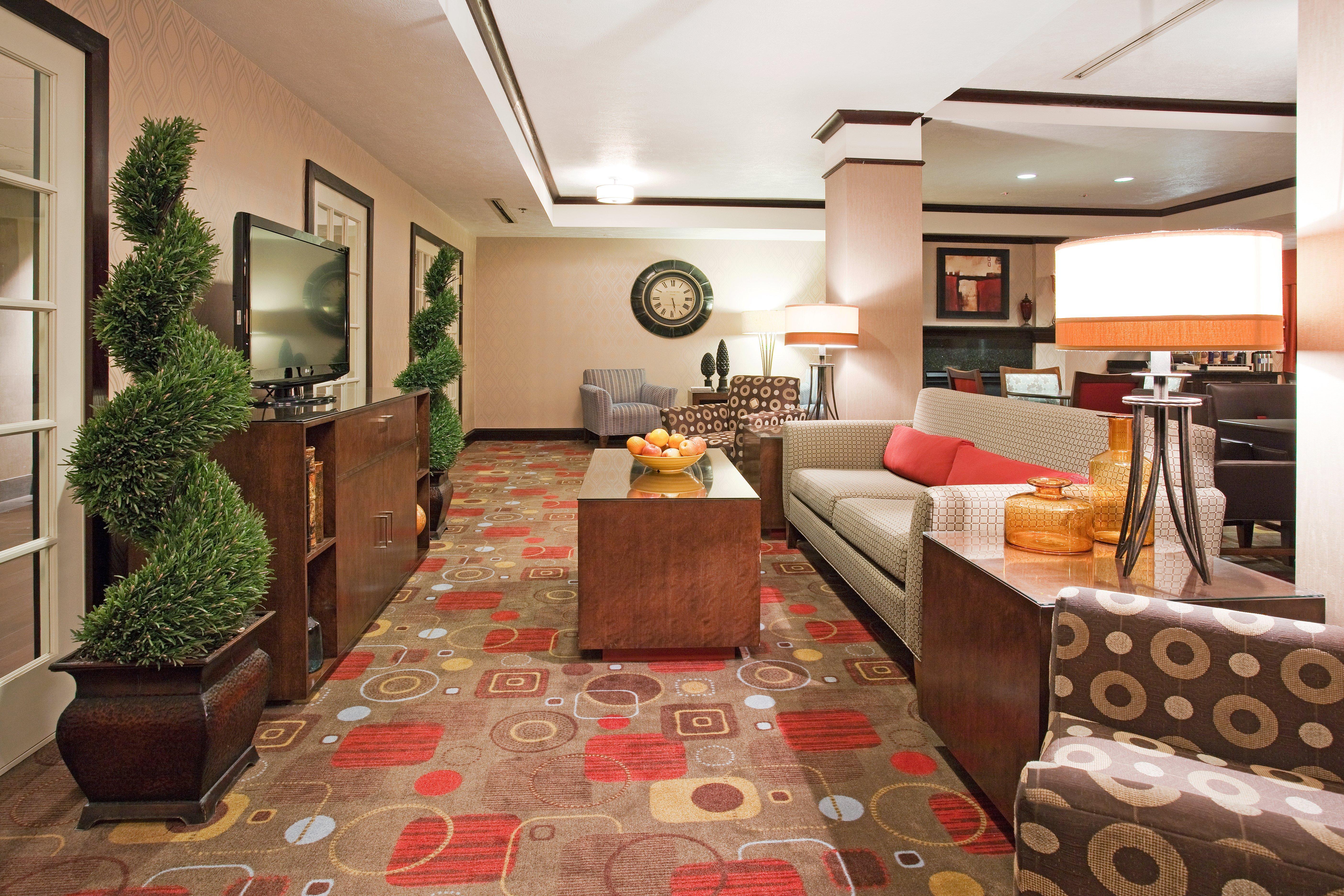 Holiday Inn Express Ogden By Ihg Exterior foto