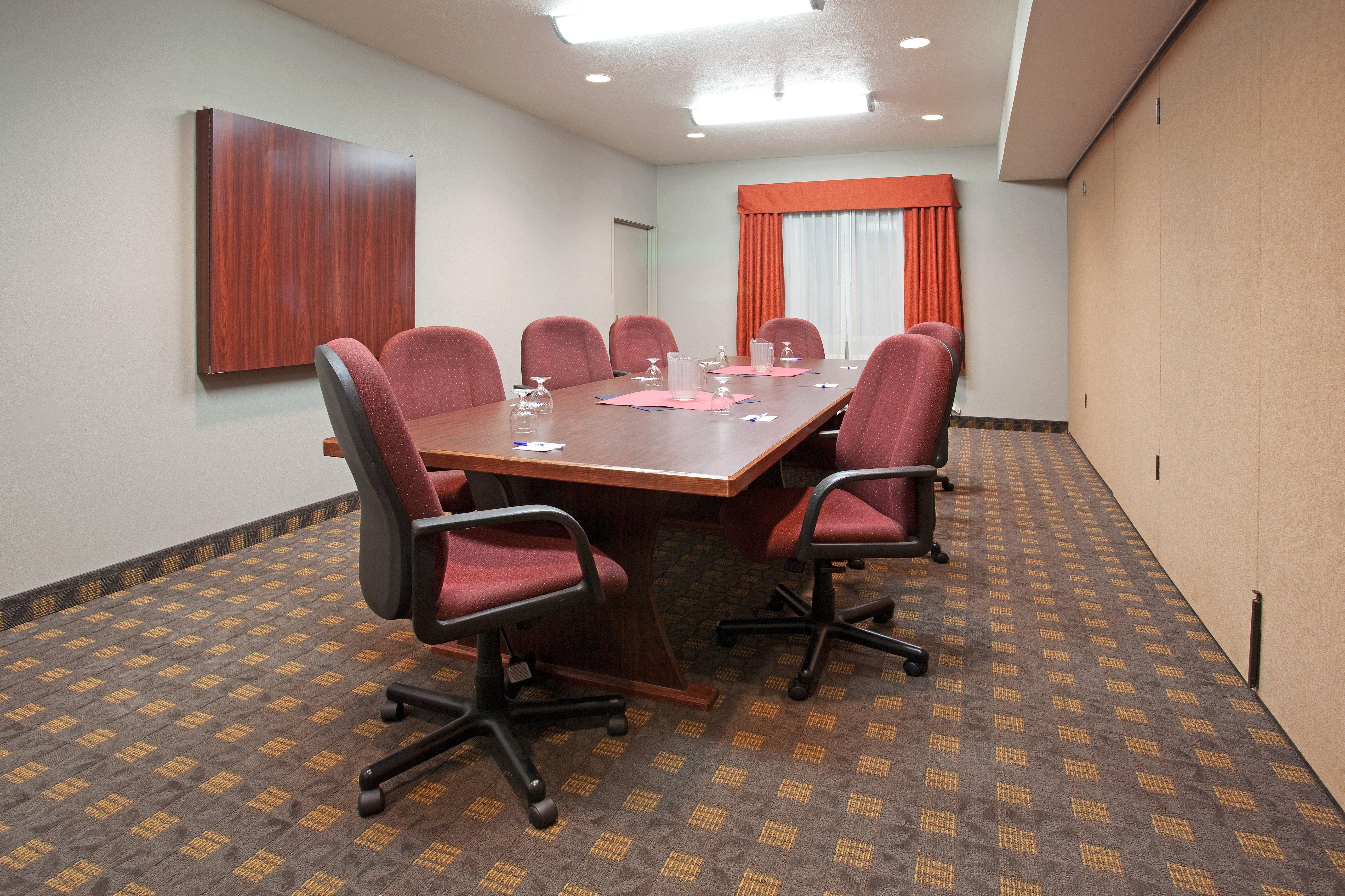 Holiday Inn Express Ogden By Ihg Exterior foto