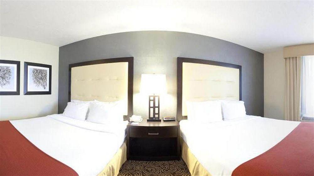 Holiday Inn Express Ogden By Ihg Exterior foto